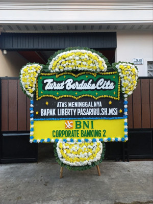 Papan Bunga Duka di Kapongan